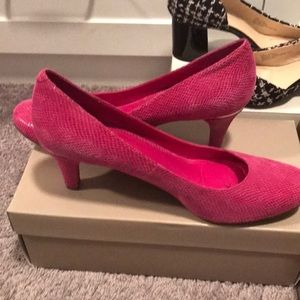 Sold Pink and blk snake skin pumps, blk and white pumps. New without tags